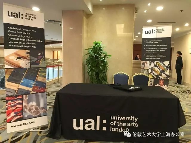 同学们络绎不绝地发邮件报名